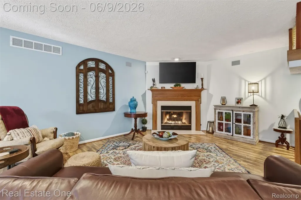 6586 Scenic Pines Court Independence Charter Township MI 48346