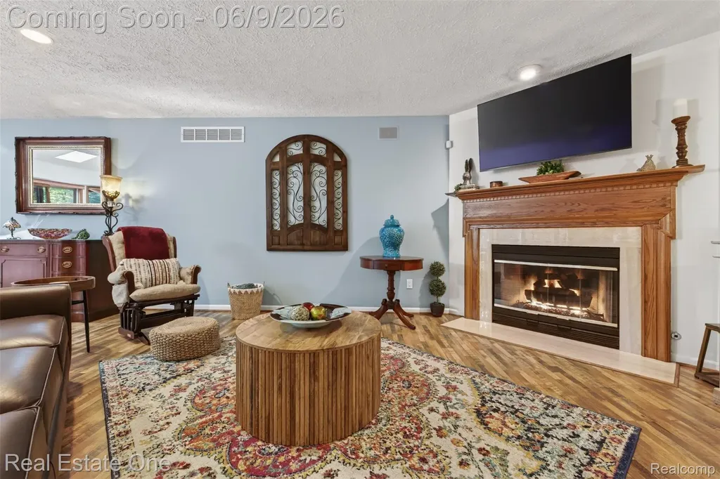 6586 Scenic Pines Court Independence Charter Township MI 48346