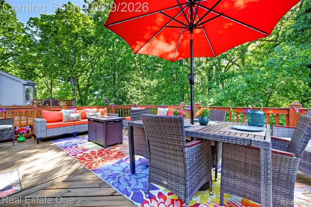 6586 Scenic Pines Court Independence Charter Township MI 48346