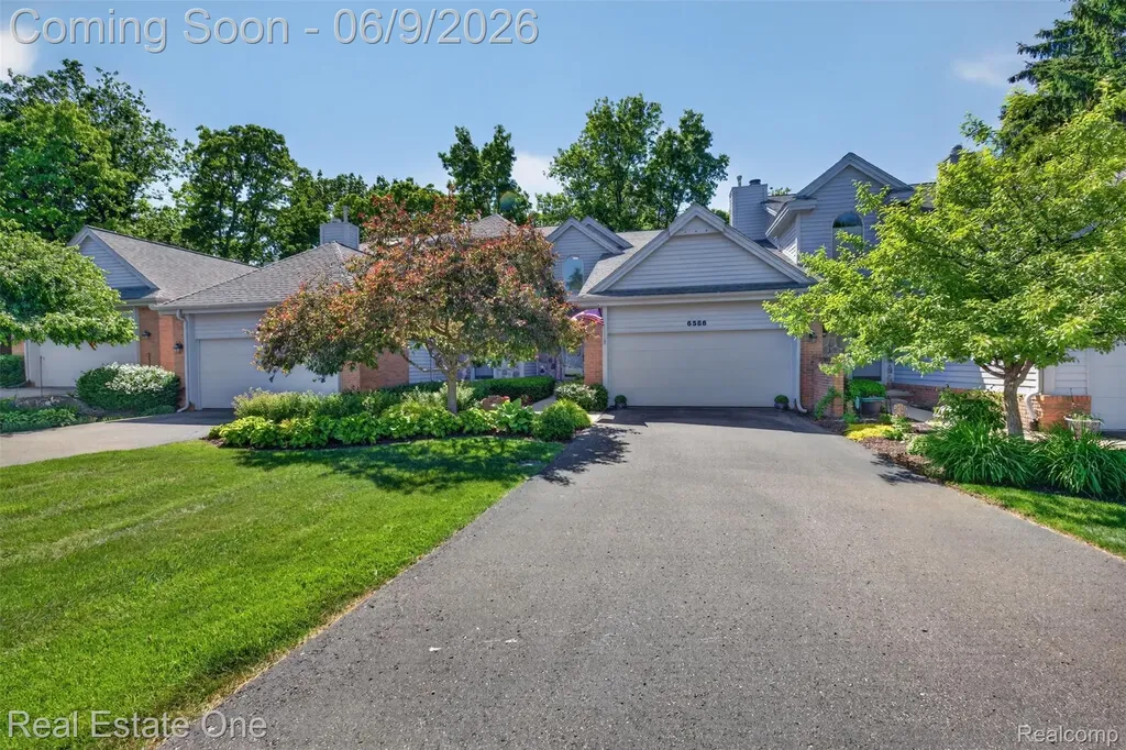 6586 Scenic Pines Court Independence Charter Township MI 48346
