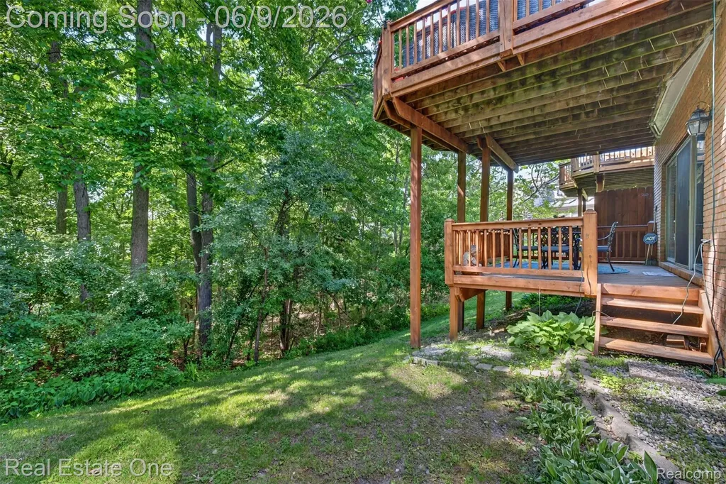6586 Scenic Pines Court Independence Charter Township MI 48346