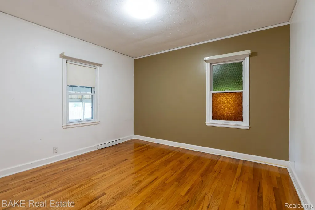 10195 Stark Road Livonia City MI 48150