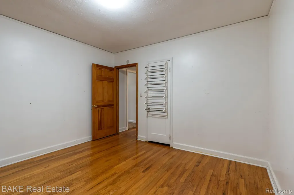 10195 Stark Road Livonia City MI 48150