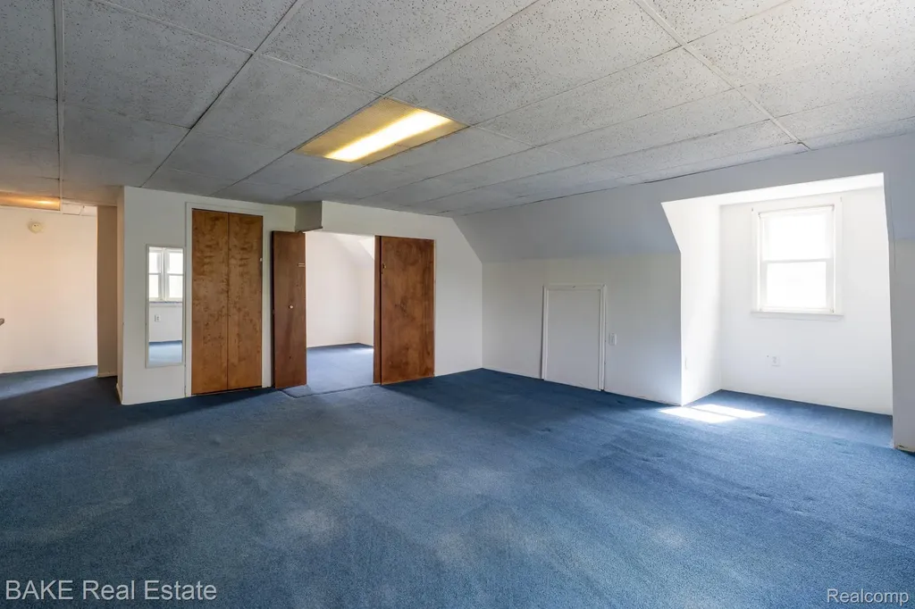 10195 Stark Road Livonia City MI 48150