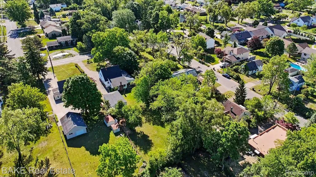 10195 Stark Road Livonia City MI 48150