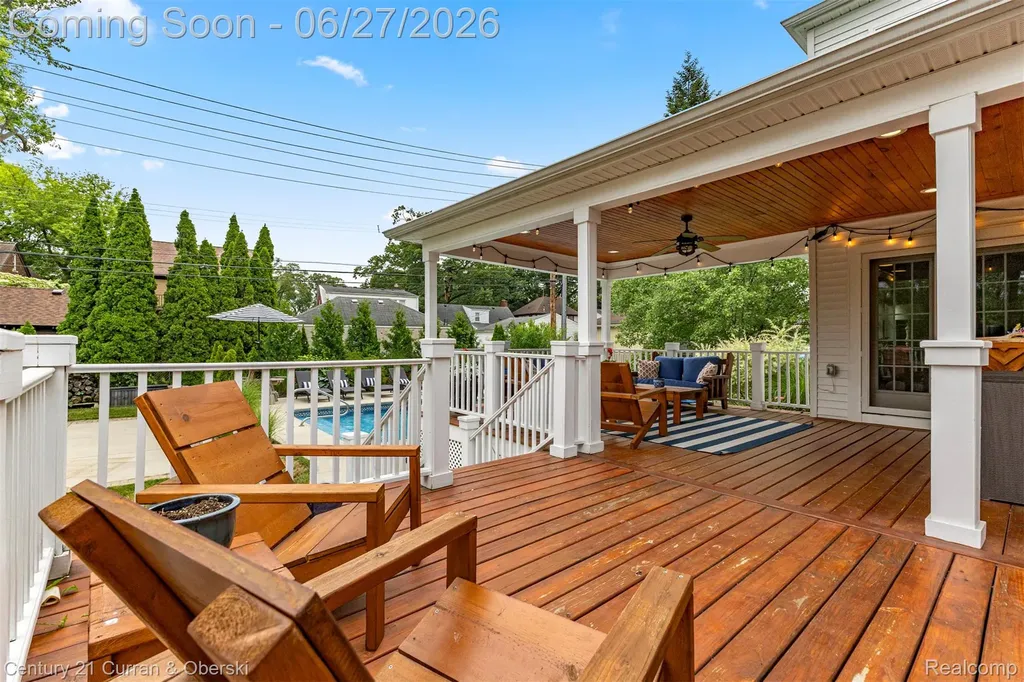 22511 Cherry Hill Street Dearborn City MI 48124