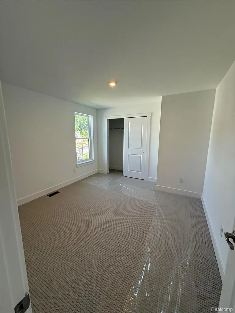 5342 Vista Lane West Bloomfield Charter Township MI 48323