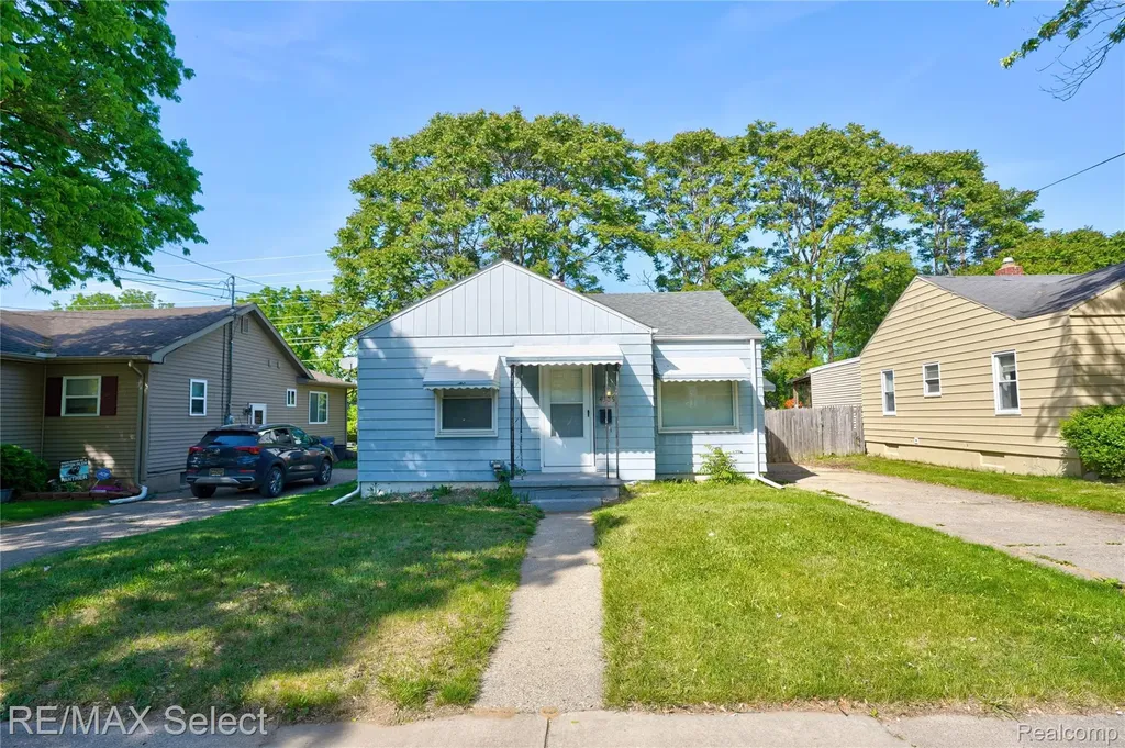 4305 Pengelly Road Flint City MI 48507