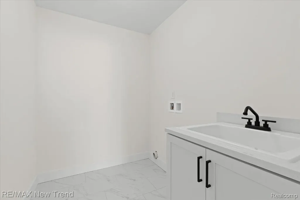 8511 Joseph Street Commerce Charter Township MI 48382