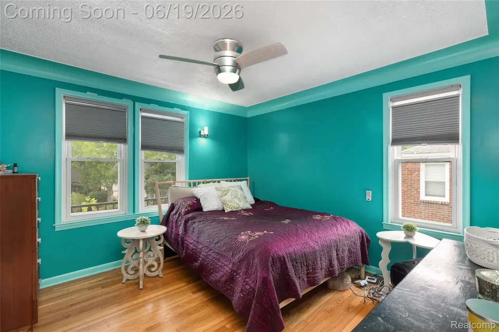 10504 Borgman Avenue Huntington Woods City MI 48070