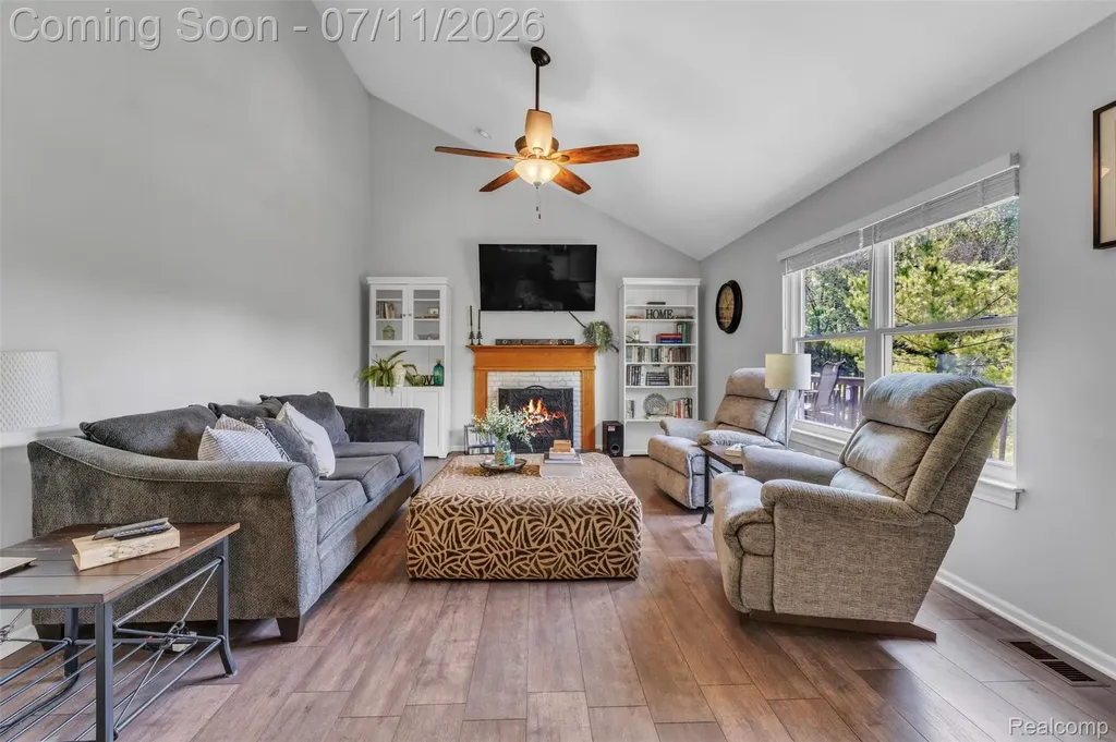 3955 Forest Edge Drive Commerce Charter Township MI 48382