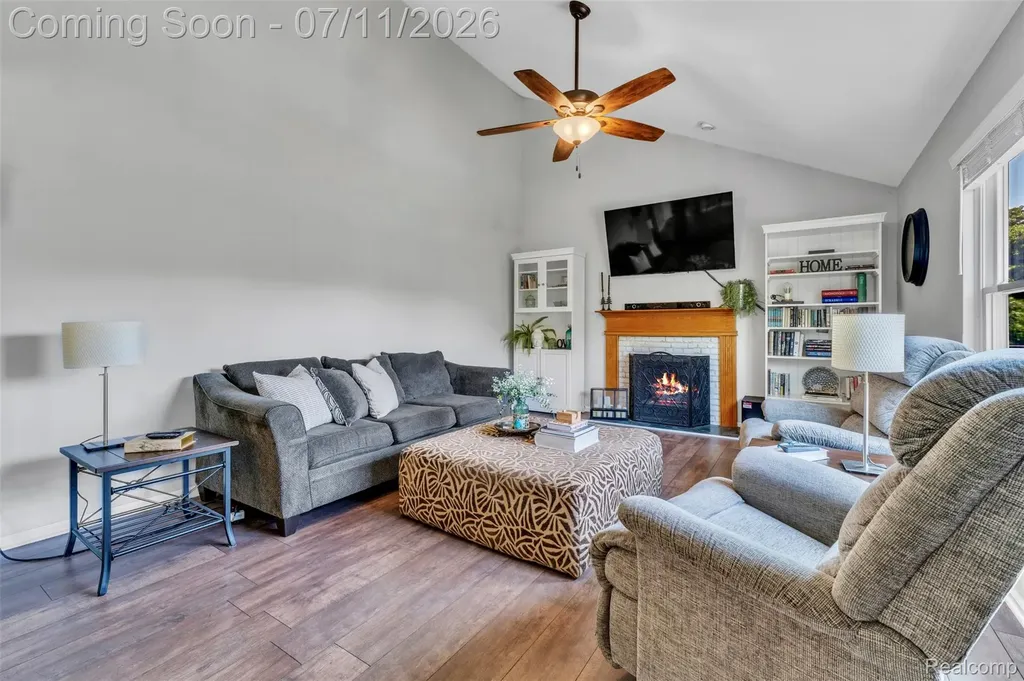 3955 Forest Edge Drive Commerce Charter Township MI 48382
