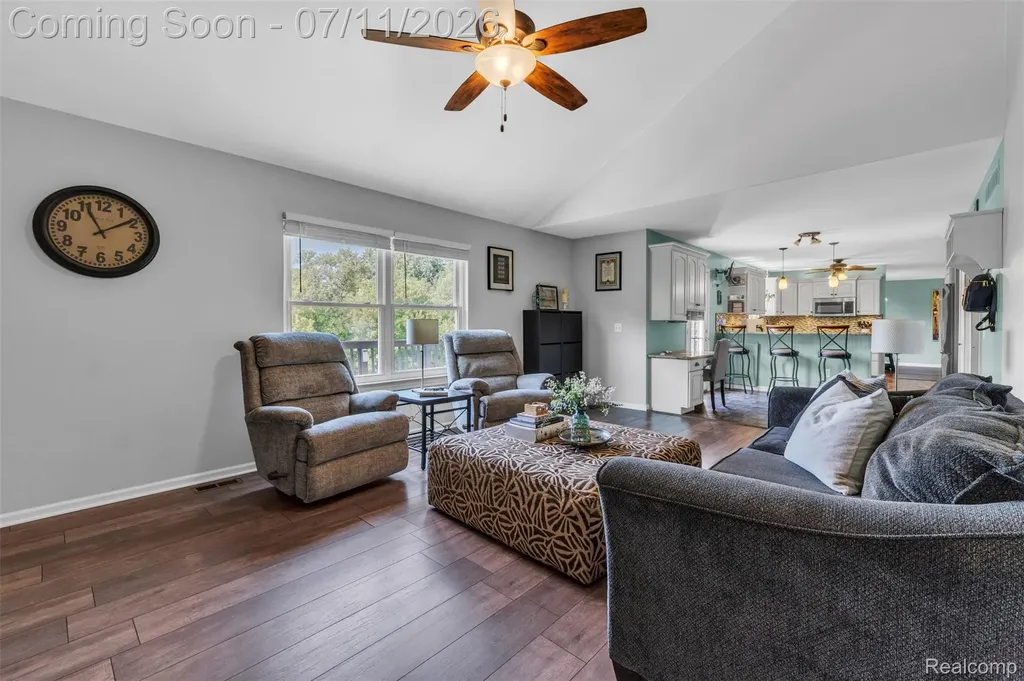 3955 Forest Edge Drive Commerce Charter Township MI 48382