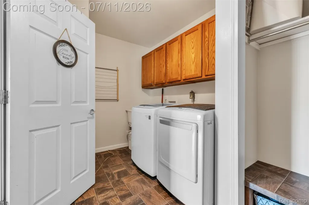 3955 Forest Edge Drive Commerce Charter Township MI 48382