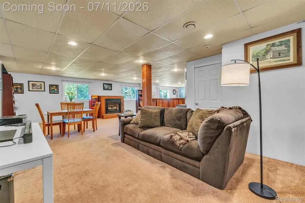 3955 Forest Edge Drive Commerce Charter Township MI 48382