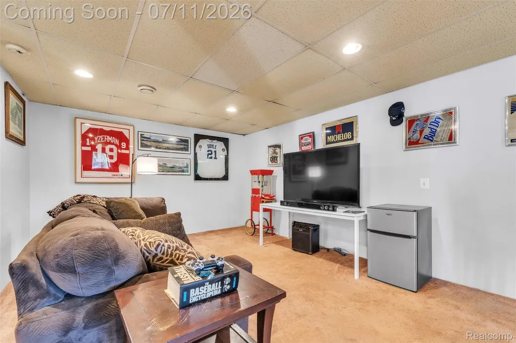 3955 Forest Edge Drive Commerce Charter Township MI 48382