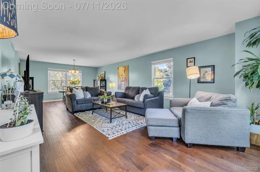 3955 Forest Edge Drive Commerce Charter Township MI 48382