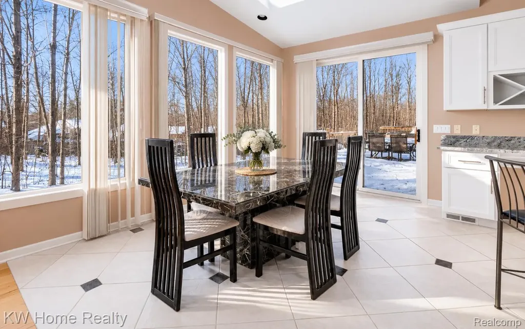 7143 Yarmouth Court West Bloomfield Charter Township MI 48322