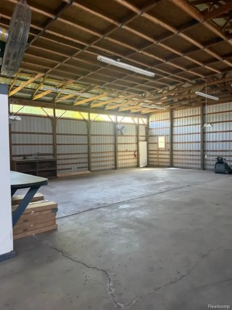 3328 Associates Drive Burton City MI 48529
