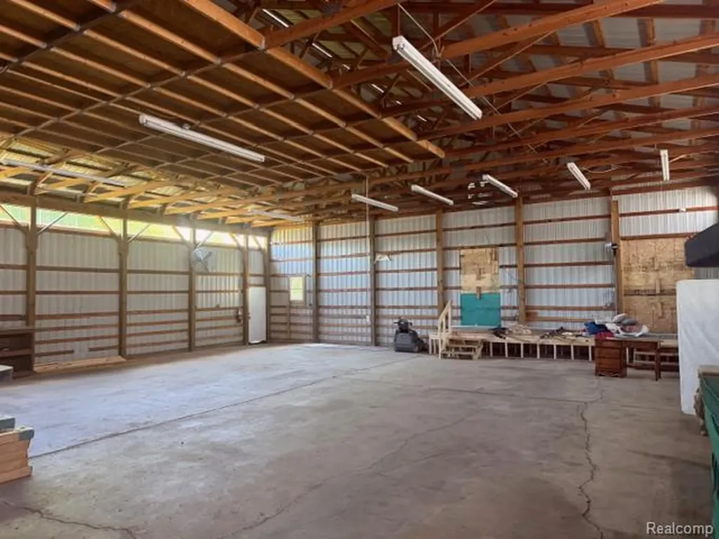 3328 Associates Drive Burton City MI 48529