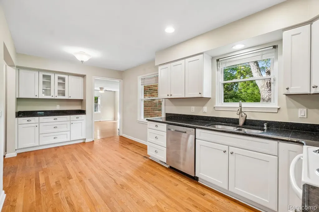 2675 Douglas Drive Bloomfield Hills City MI 48304