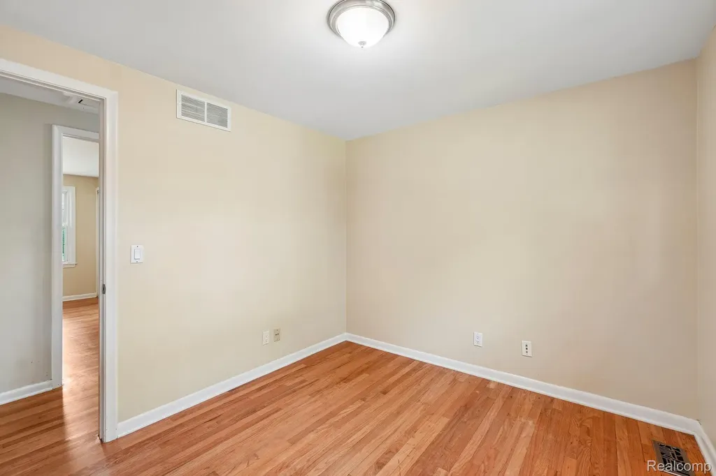 2675 Douglas Drive Bloomfield Hills City MI 48304