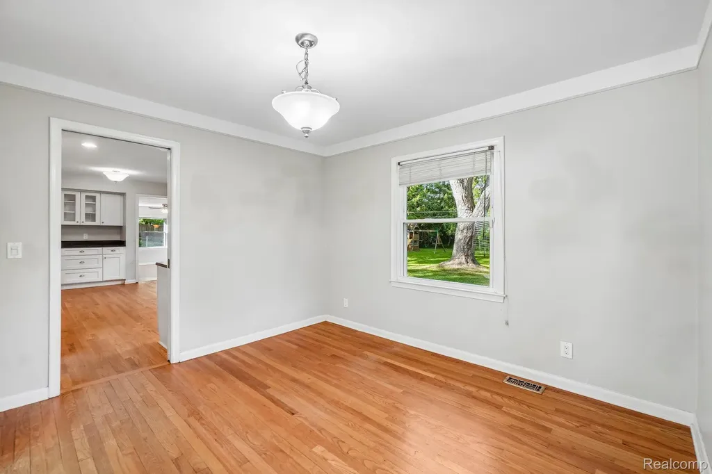 2675 Douglas Drive Bloomfield Hills City MI 48304