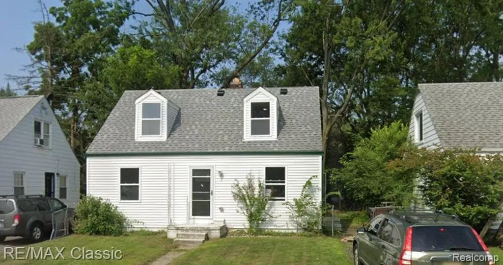 4334 2nd Street Wayne City MI 48184