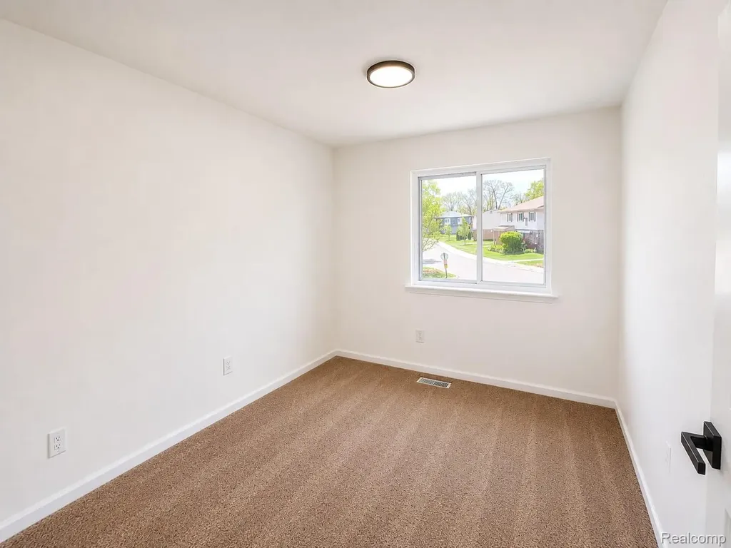15814 Dupage Boulevard Taylor City MI 48180