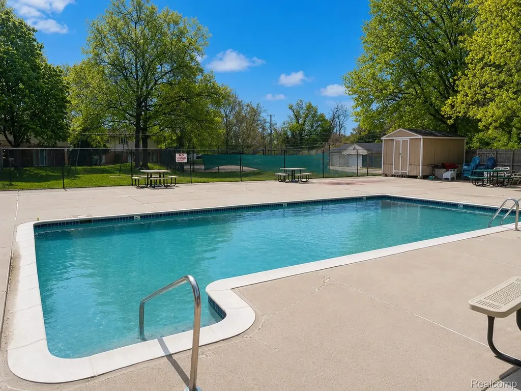 15814 Dupage Boulevard Taylor City MI 48180