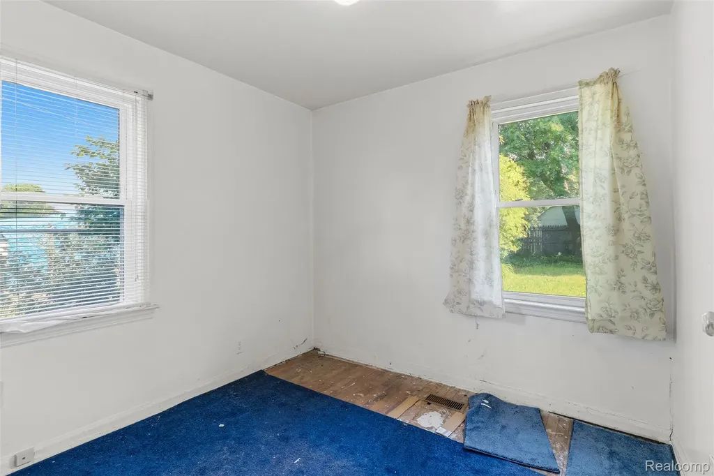 1128 Barrie Avenue Flint City MI 48507