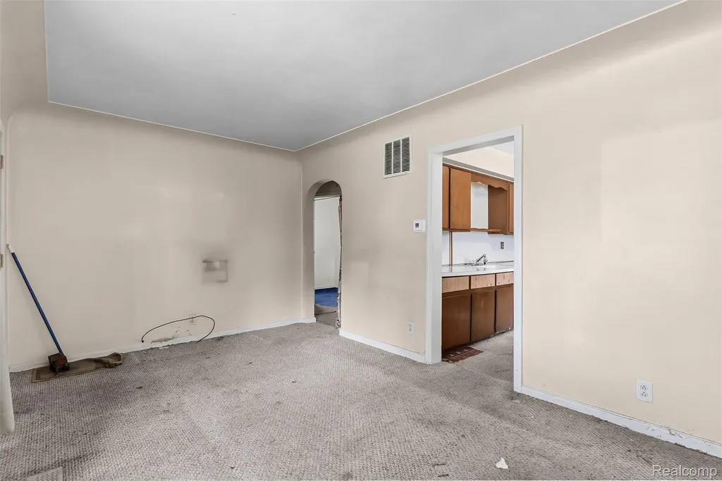 1128 Barrie Avenue Flint City MI 48507