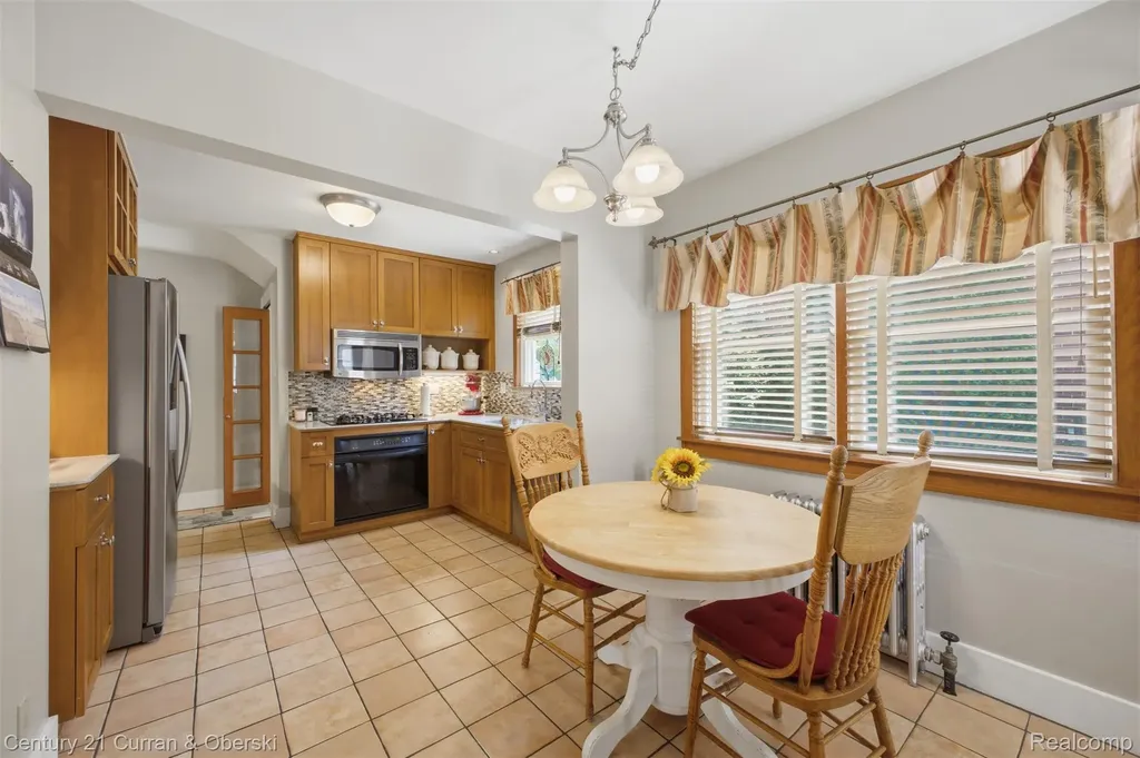 307 Tannahill Street Dearborn City MI 48124