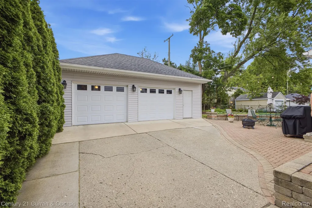 307 Tannahill Street Dearborn City MI 48124