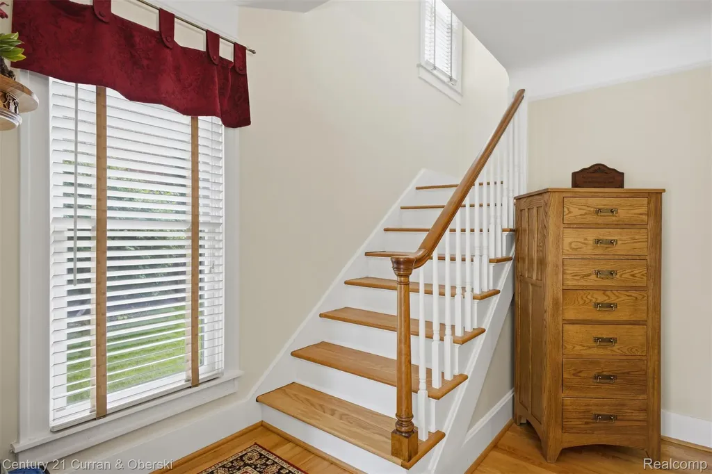 307 Tannahill Street Dearborn City MI 48124