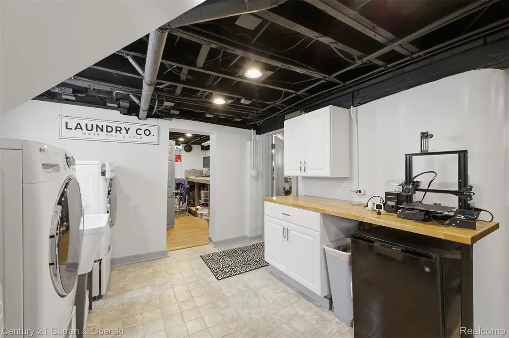 307 Tannahill Street Dearborn City MI 48124