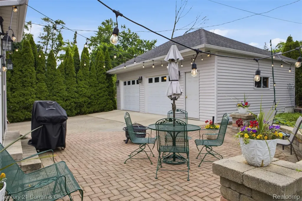 307 Tannahill Street Dearborn City MI 48124