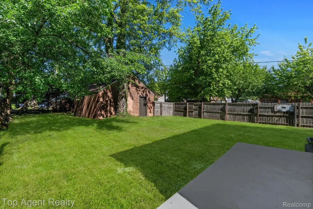 14257 Artesian Street Detroit City MI 48223