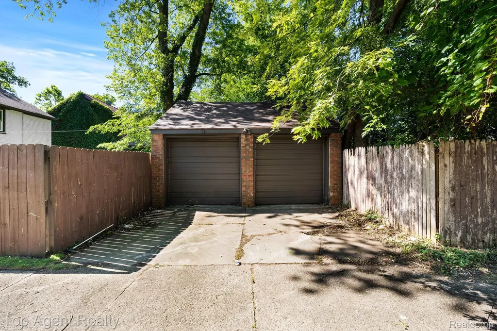 14257 Artesian Street Detroit City MI 48223