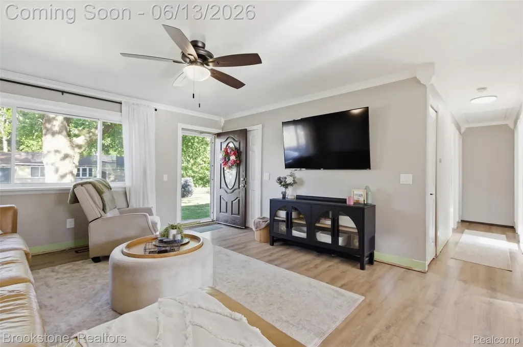 520 May Road Rochester Hills City MI 48307