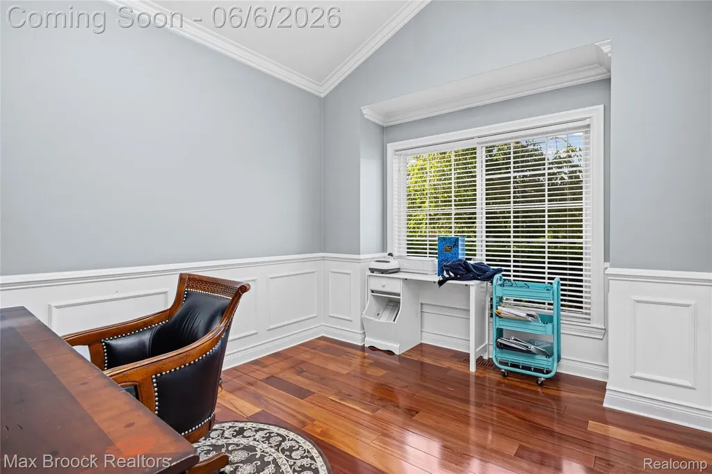 1723 Pine Forest Drive Commerce Charter Township MI 48390