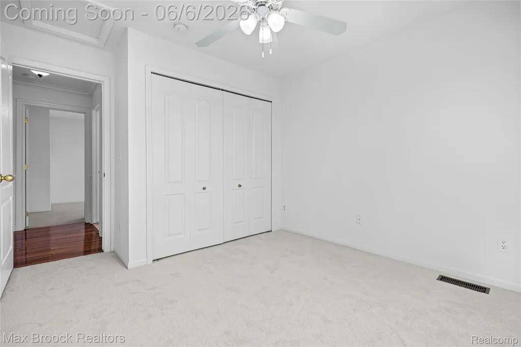 1723 Pine Forest Drive Commerce Charter Township MI 48390
