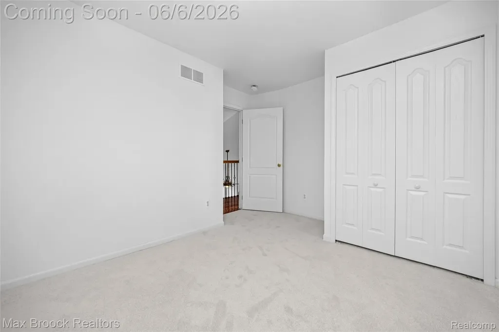 1723 Pine Forest Drive Commerce Charter Township MI 48390