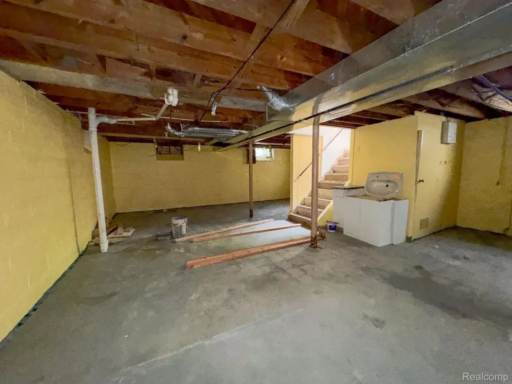 13594 Grandmont Avenue Detroit City MI 48227
