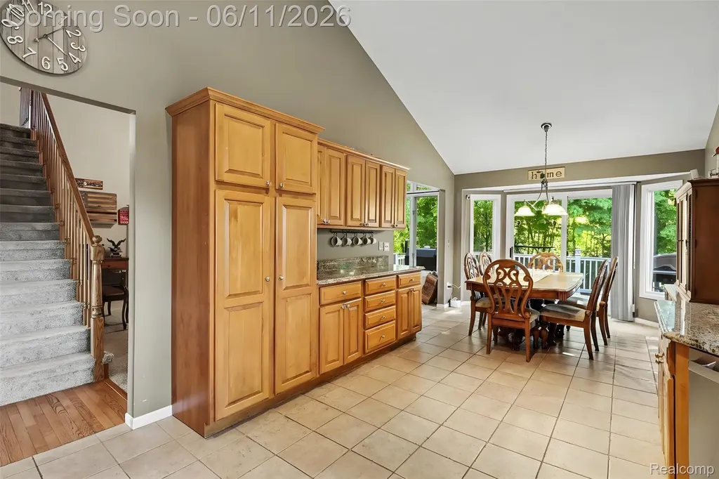 57572 Suffield Drive Washington Township MI 48094