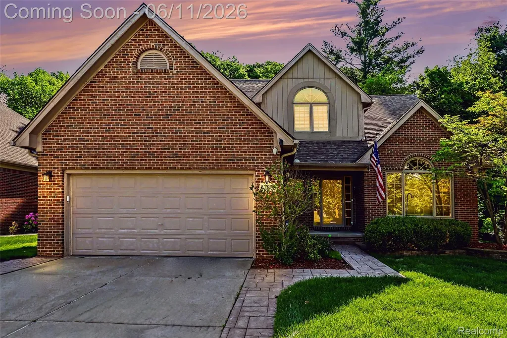 57572 Suffield Drive Washington Township MI 48094