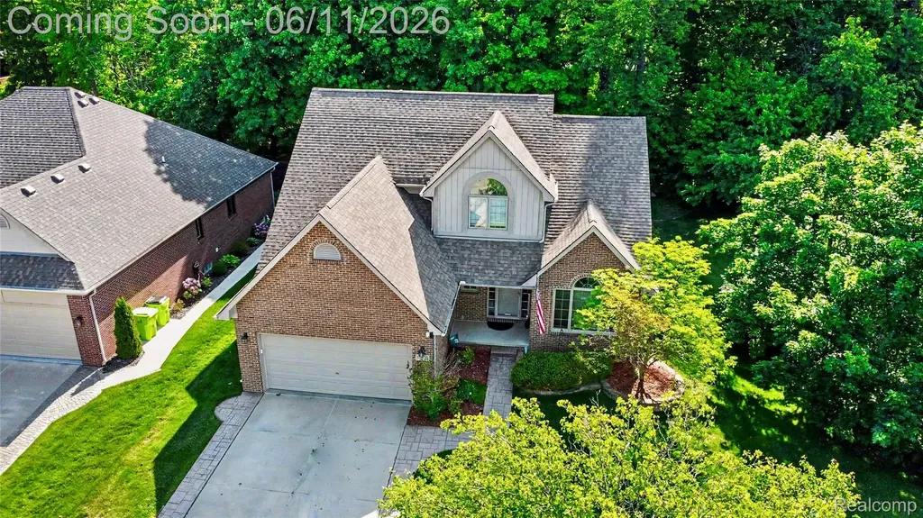 57572 Suffield Drive Washington Township MI 48094