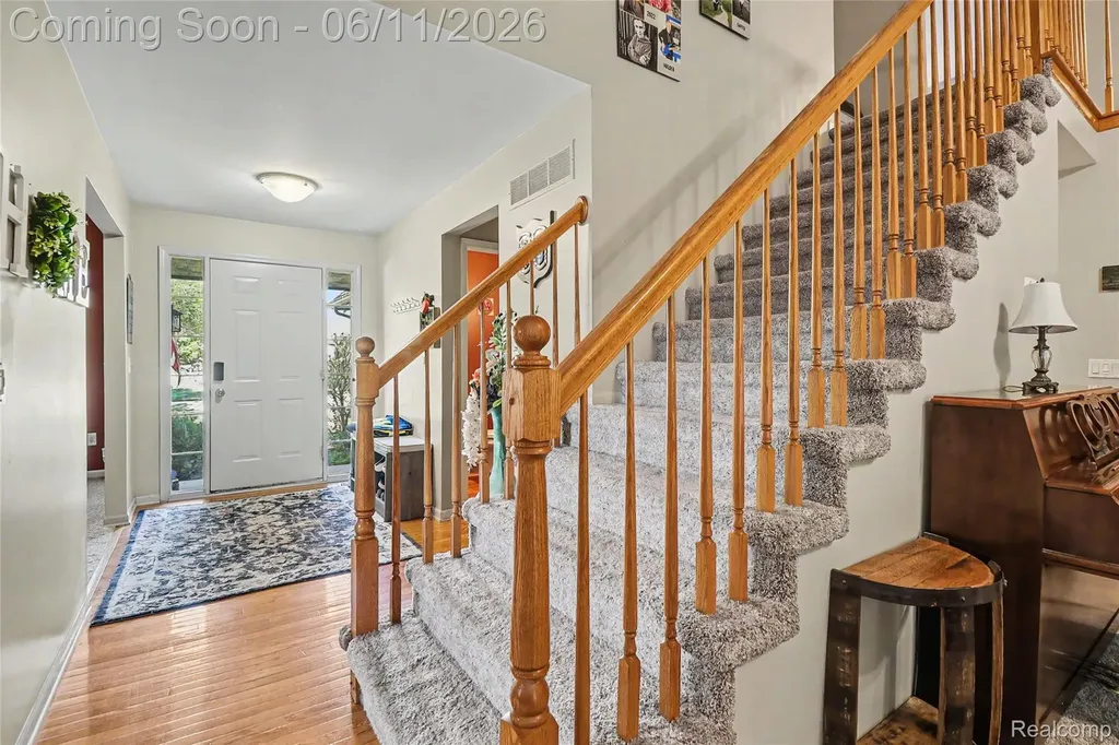 57572 Suffield Drive Washington Township MI 48094