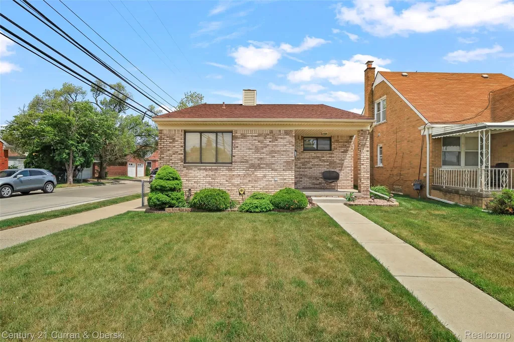 5296 Chase Road Dearborn City MI 48126