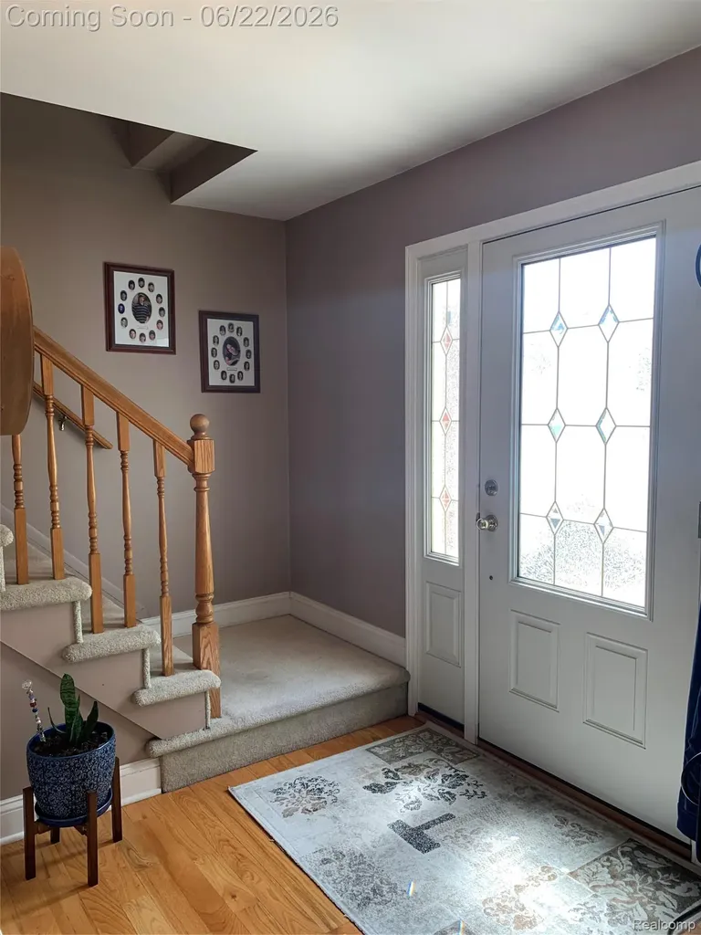 38420 Mason Street Livonia City MI 48154
